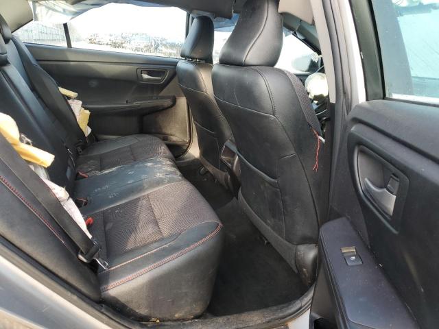 4T1BF1FK4GU183861 - 2016 TOYOTA CAMRY SE LE 银色 照片 10