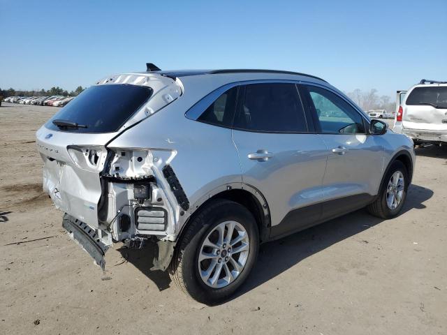 1FMCU9G67LUC22589 - 2020 FORD ESCAPE SE SILVER photo 3