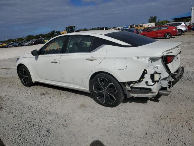 1N4BL4CV4PN332072 - 2023 NISSAN ALTIMA SR WHITE photo 2