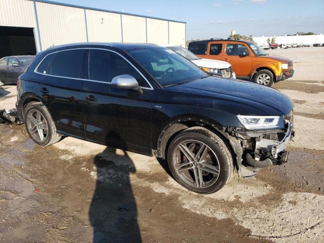WA1C4AFY9J2020364 - 2018 AUDI SQ5 PRESTIGE BLACK photo 4