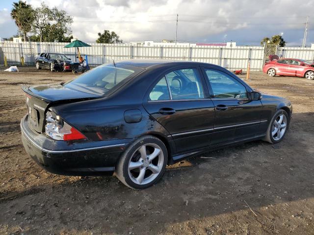 WDBRF40JX5F643626 - 2005 MERCEDES-BENZ C 230K SPORT SEDAN BLACK photo 3