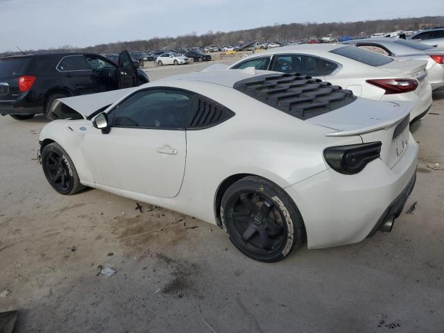 JF1ZNAA10F8701143 - 2015 TOYOTA SCION FR-S WHITE photo 2