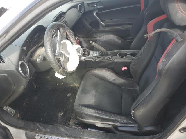 JF1ZNAA10F8701143 - 2015 TOYOTA SCION FR-S WHITE photo 7