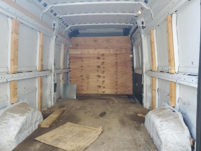 3C6TRVDG9JE123805 - 2018 RAM PROMASTER 2500 HIGH Ақ фото 10