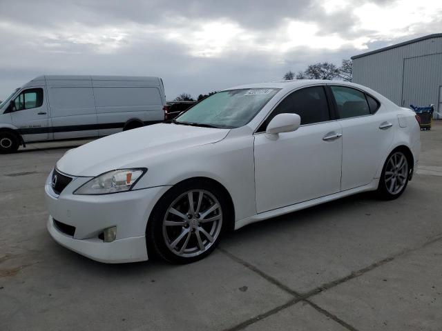 JTHBK262985052327 - 2008 LEXUS IS 250 WHITE photo 1