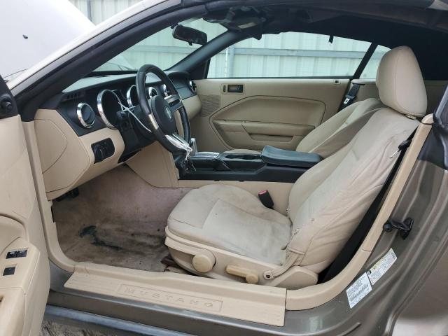 1ZVFT84N055208814 - 2005 FORD MUSTANG TAN photo 7