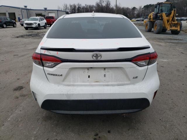 5YFEPMAE2NP302017 - 2022 TOYOTA COROLLA LE Blanco foto 6