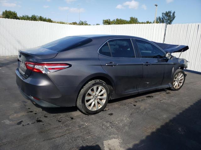 4T1B11HK6JU103916 - 2018 TOYOTA CAMRY L GRAY photo 3