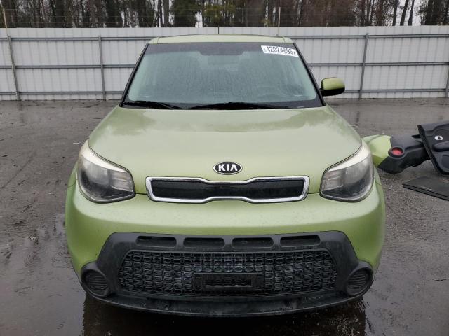 KNDJP3A52F7786069 - 2015 KIA SOUL + GREEN photo 5