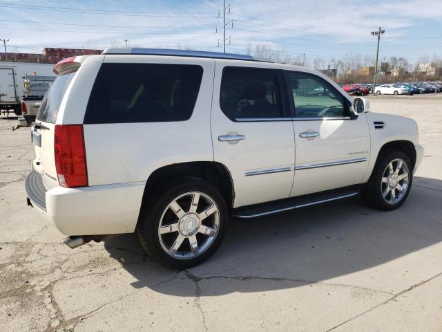 1GYFK63858R225878 - 2008 CADILLAC ESCALADE LUXURY WHITE photo 3