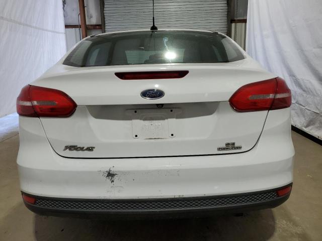 1FADP3F29GL308063 - 2016 FORD FOCUS SE WHITE photo 6