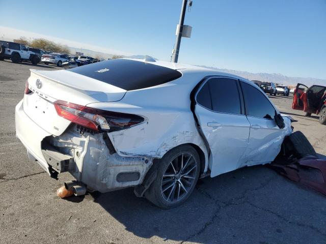 4T1G11AK3RU873292 - 2024 TOYOTA CAMRY SE NIGHT SHADE WHITE photo 3