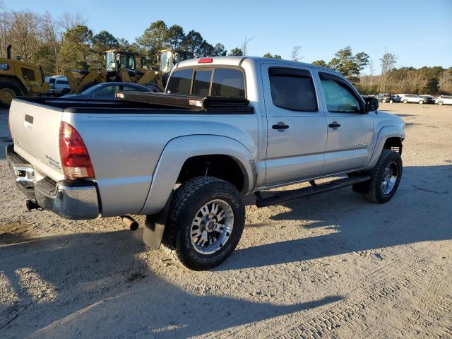 5TEJU62N28Z514870 - 2008 TOYOTA TACOMA DOUBLE CAB PRERUNNER SILVER photo 3