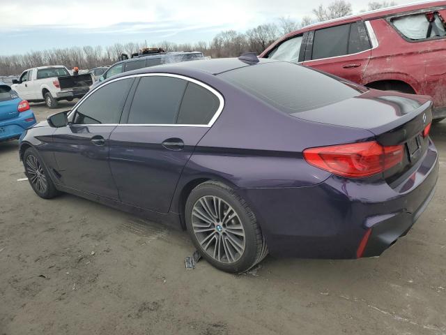 WBAJE7C53JWC55312 - 2018 BMW 540 XI PURPLE photo 2