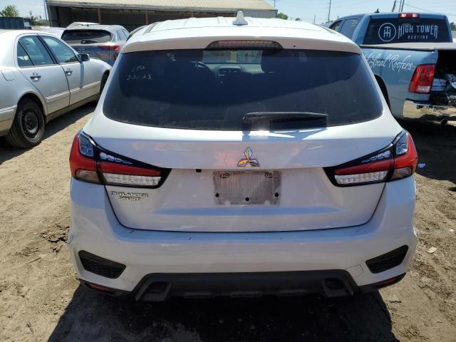 JA4AP3AU9LU021634 - 2020 MITSUBISHI OUTLANDER ES WHITE photo 6