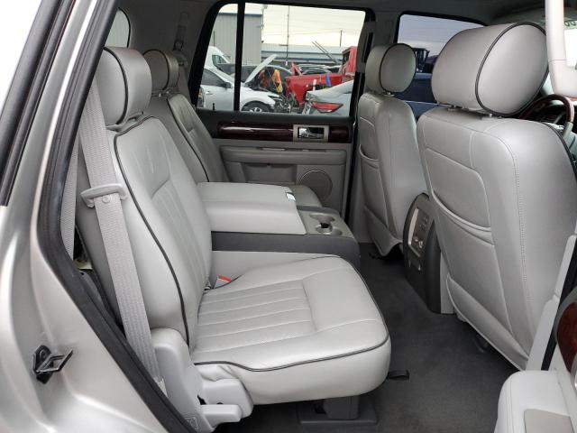 5LMFU27556LJ29007 - 2006 LINCOLN NAVIGATOR 银色 照片 10