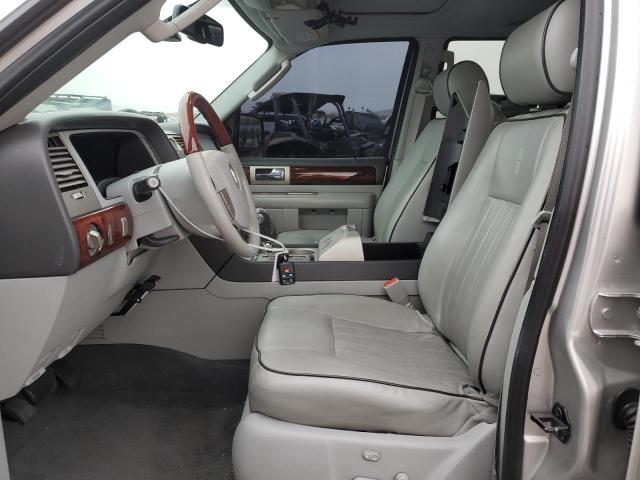 5LMFU27556LJ29007 - 2006 LINCOLN NAVIGATOR 银色 照片 7