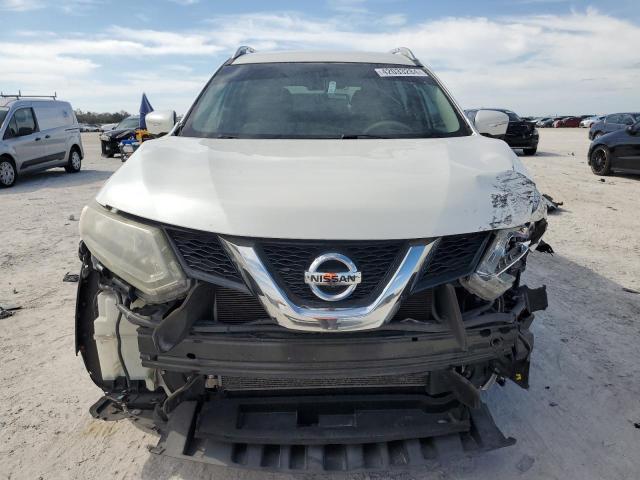 5N1AT2MT6FC823711 - 2015 NISSAN ROGUE S/SL S WHITE photo 5