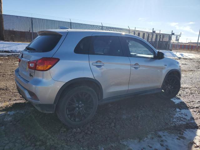 JA4AR3AU4KU023395 - 2019 MITSUBISHI OUTLANDER ES SILVER photo 3