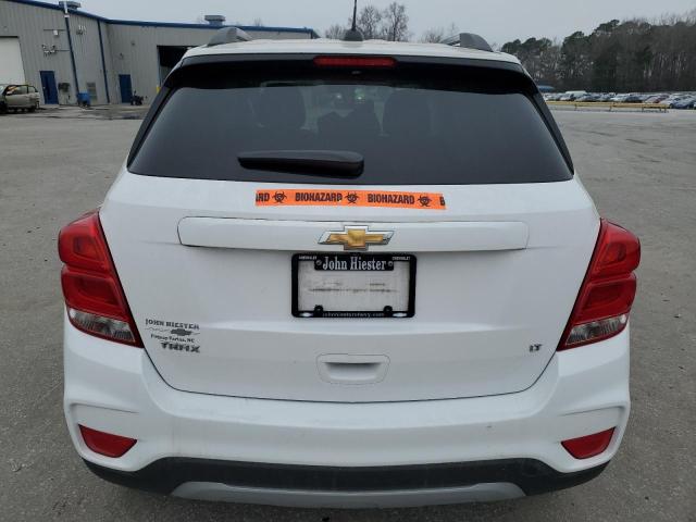 3GNCJLSB2LL226372 - 2020 CHEVROLET TRAX 1LT WHITE photo 6