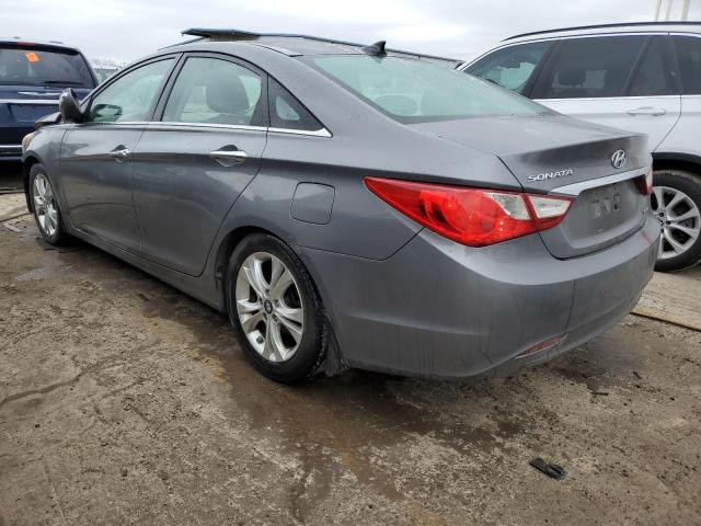 5NPEC4AC0CH356484 - 2012 HYUNDAI SONATA SE GRAY photo 2