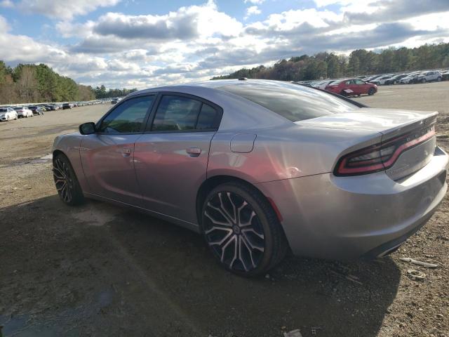 2C3CDXBG5JH173678 - 2018 DODGE CHARGER SXT SILVER photo 2