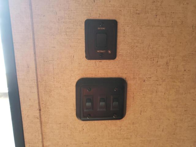 5SFPB2923HE329196 - 2017 HEART LAND PROWLER 双色 照片 8