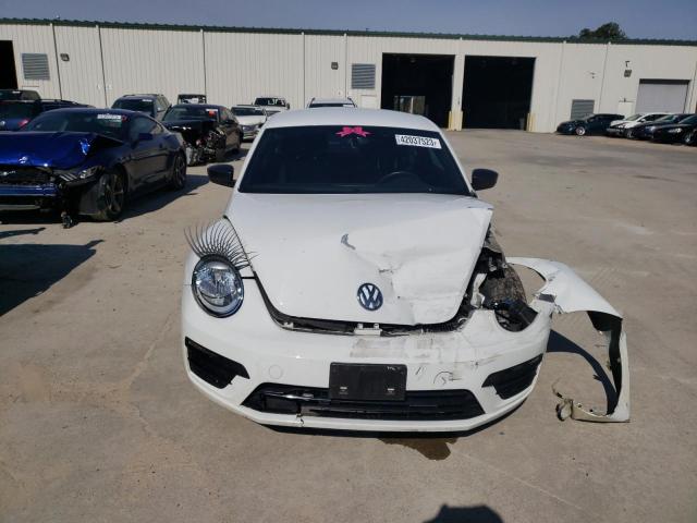 3VWFD7AT3JM701160 - 2018 VOLKSWAGEN BEETLE S WHITE photo 5