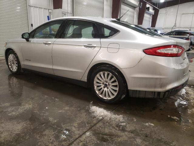 3FA6P0UU6FR235567 - 2015 FORD FUSION S HYBRID SILVER photo 2