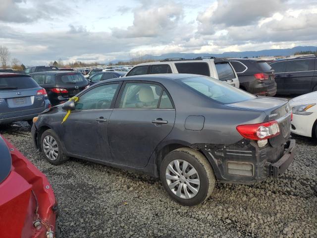 2T1BU4EE0DC940285 - 2013 TOYOTA COROLLA BASE GRAY photo 2