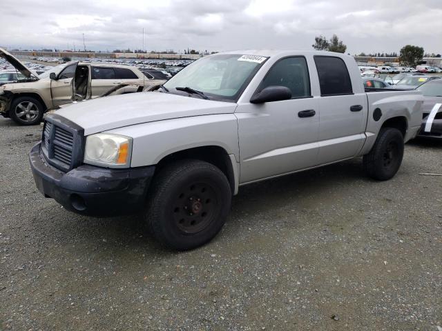 2005 DODGE DAKOTA QUAD SLT, 