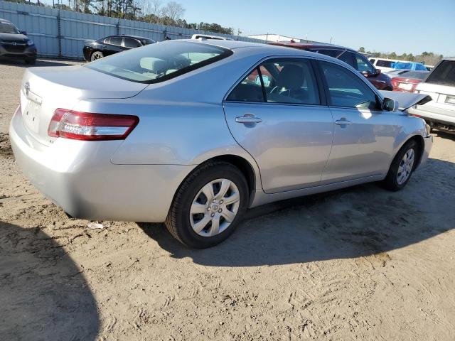 4T4BF3EK5BR173769 - 2011 TOYOTA CAMRY BASE SILVER photo 3