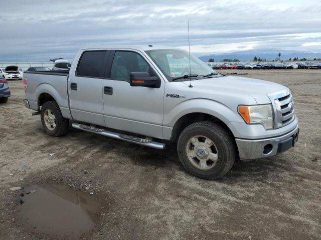 1FTEW1C82AFA02309 - 2010 FORD F150 SUPERCREW SILVER photo 4