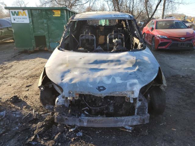 KNDJN2A27E7722999 - 2014 KIA SOUL BURN photo 5