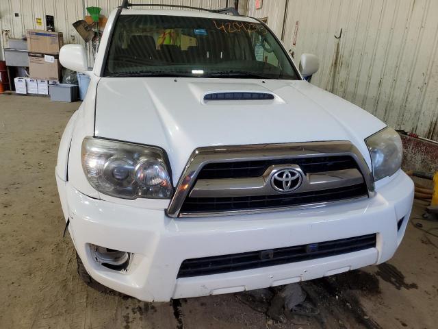 JTEBU14R070125758 - 2007 TOYOTA 4RUNNER SR5 WHITE photo 5