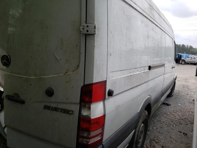 WD3PE8CC7D5782207 - 2013 MERCEDES-BENZ SPRINTER 2500 WHITE photo 3