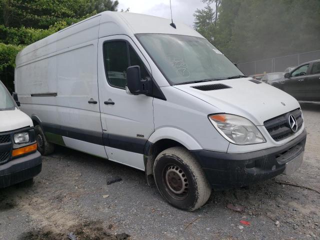 WD3PE8CC7D5782207 - 2013 MERCEDES-BENZ SPRINTER 2500 WHITE photo 4