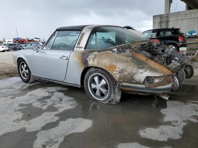 9112110047 - 1972 PORSCHE 911 TARGA SILVER photo 2