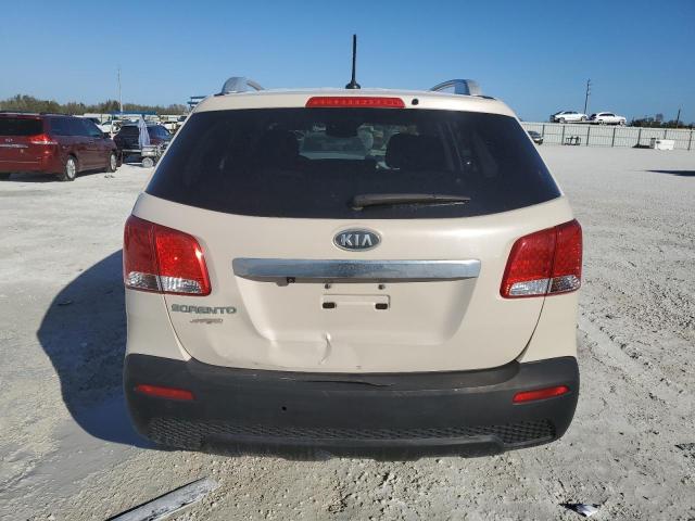 5XYKT4A12BG076332 - 2011 KIA SORENTO BASE BEIGE photo 6