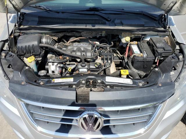 2V4RW3D13AR159182 - 2010 VOLKSWAGEN ROUTAN SE SILVER photo 12