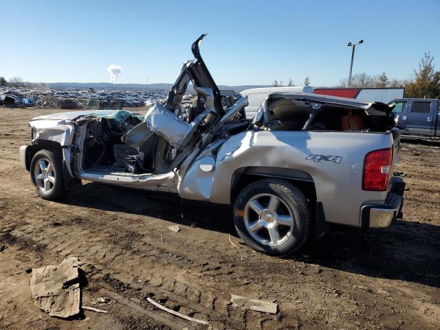 2GCEK19JX81278583 - 2008 CHEVROLET SILVERADO K1500 SILVER photo 2