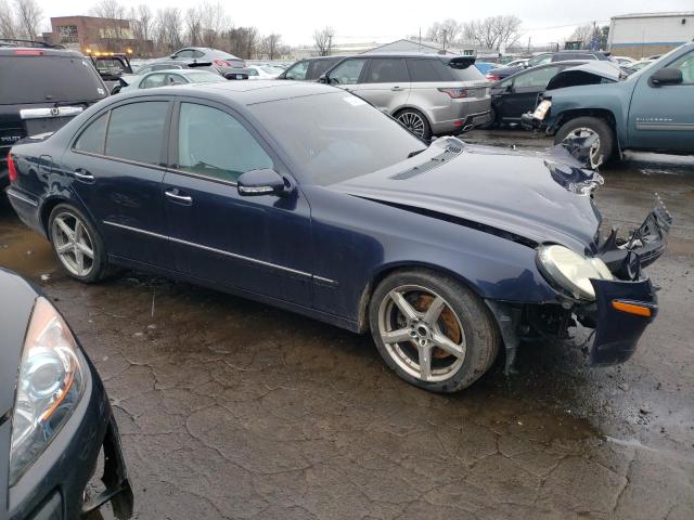 WDBUF87X48B228647 - 2008 MERCEDES-BENZ E 350 4MATIC BLUE photo 4