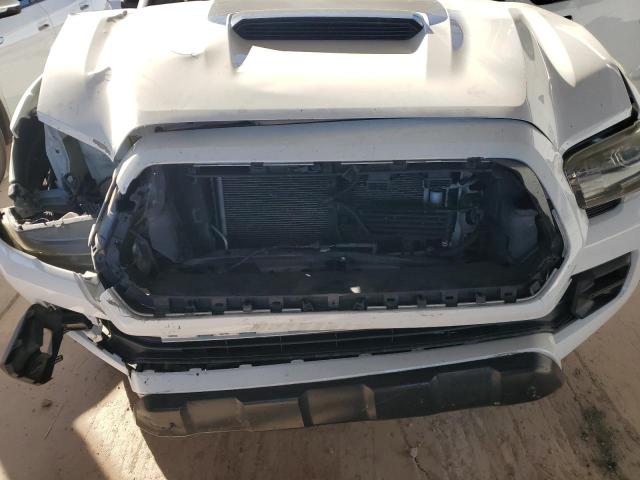 5TFCZ5AN9HX081562 - 2017 TOYOTA TACOMA DOUBLE CAB 白色 照片 11