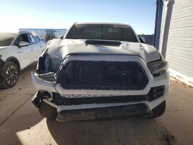 5TFCZ5AN9HX081562 - 2017 TOYOTA TACOMA DOUBLE CAB 白色 照片 5