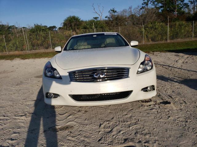 JN1CV6FE4FM811079 - 2015 INFINITI Q60 BASE WHITE photo 5