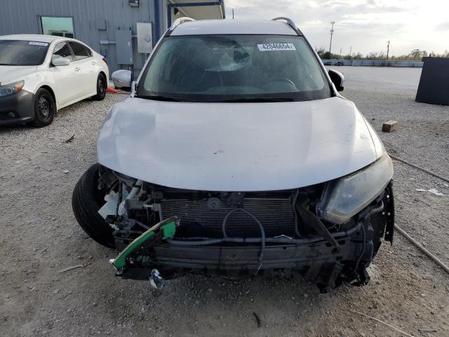 5N1AT2MV0FC878849 - 2015 NISSAN ROGUE S SILVER photo 5