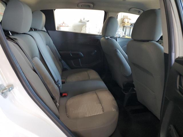1G1JG6SH4H4176861 - 2017 CHEVROLET SONIC WHITE photo 10