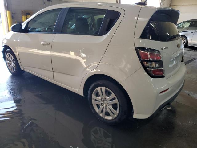 1G1JG6SH4H4176861 - 2017 CHEVROLET SONIC WHITE photo 2