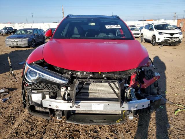ZASPAKBN2N7D26565 - 2022 ALFA ROMEO STELVIO TI RED photo 5