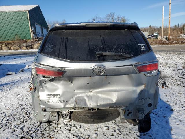 5TDBKRFH4GS295275 - 2016 TOYOTA HIGHLANDER LE SILVER photo 6